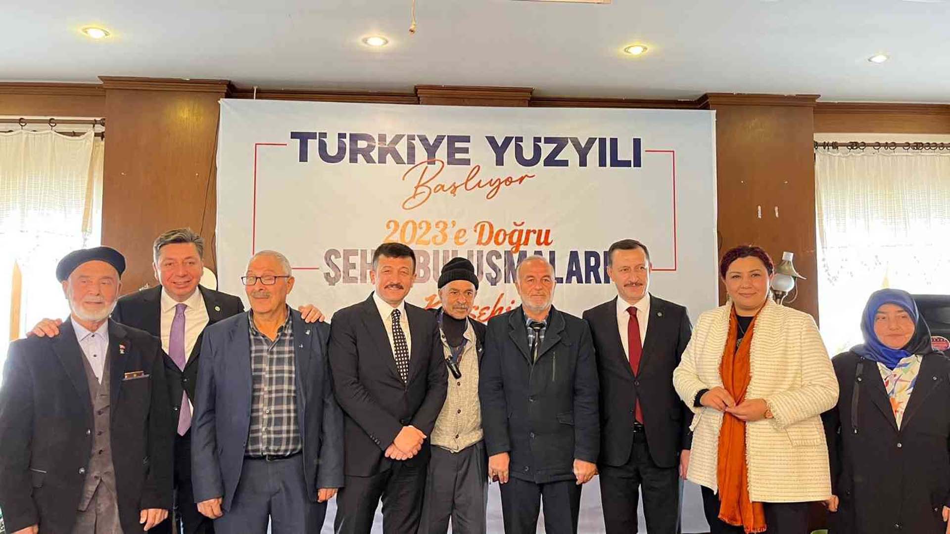 Kırşehir'deki üç partiye büyük şok! Hepsi AK Parti'ye katıldı 
