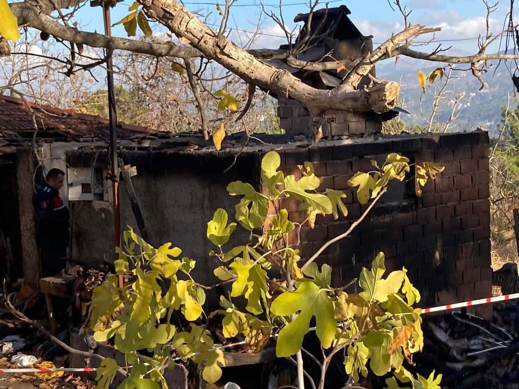 Denizli'de feci yangın! Alevlerin arasında kalan Hayriye Aysel'den acı haber! 