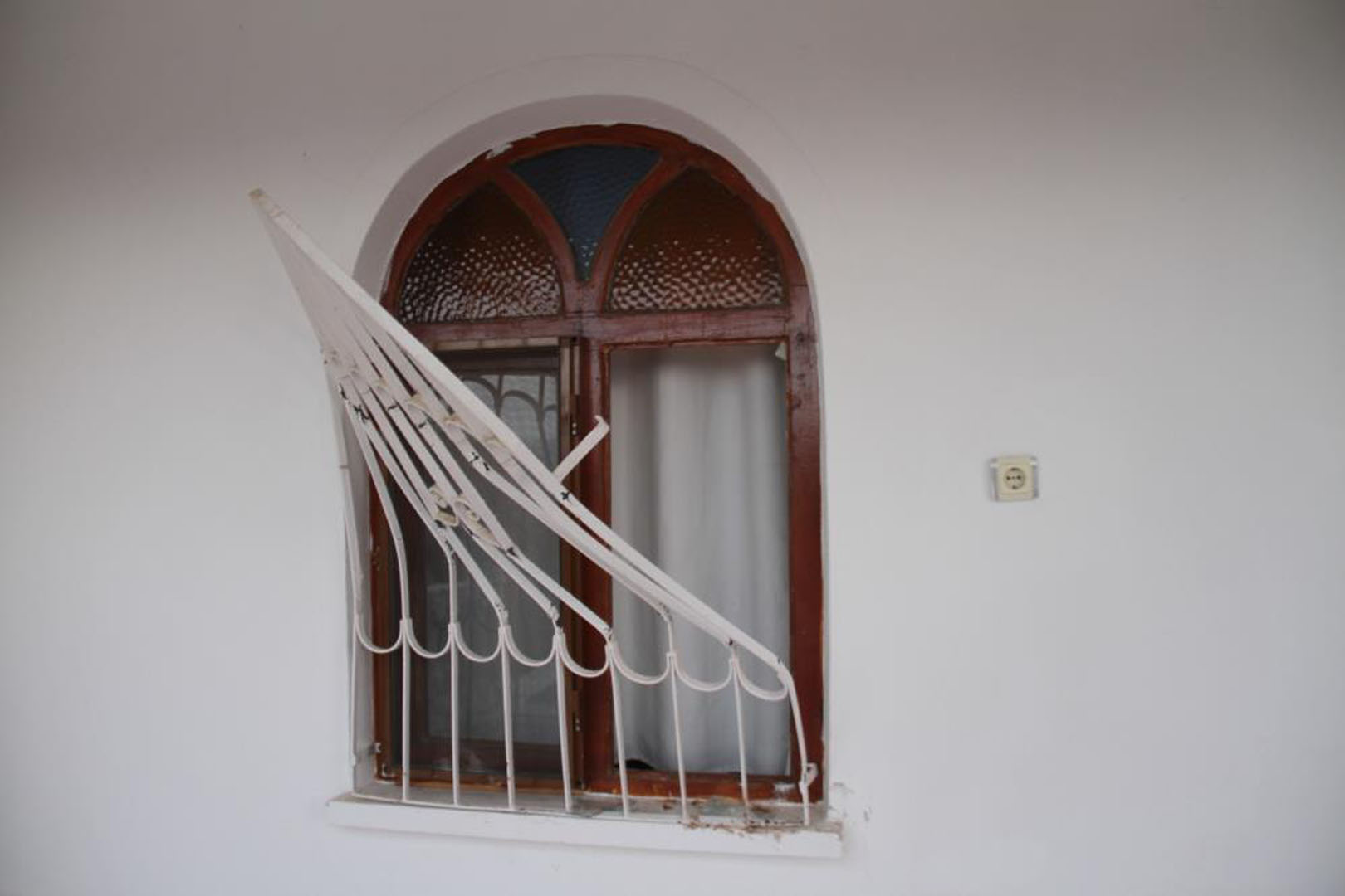 Elazığ'da pes dedirten hırsızlık: Köy evlerini soyup soğana çevirdiler