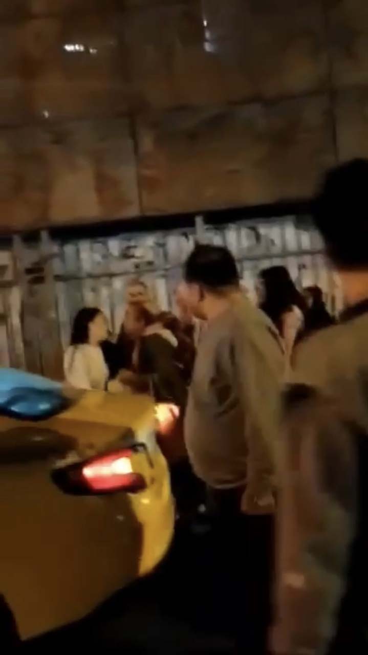 Beyoğlu'nda maganda dehşeti! Zihinsel engelli genci darp edip gasp ettiler