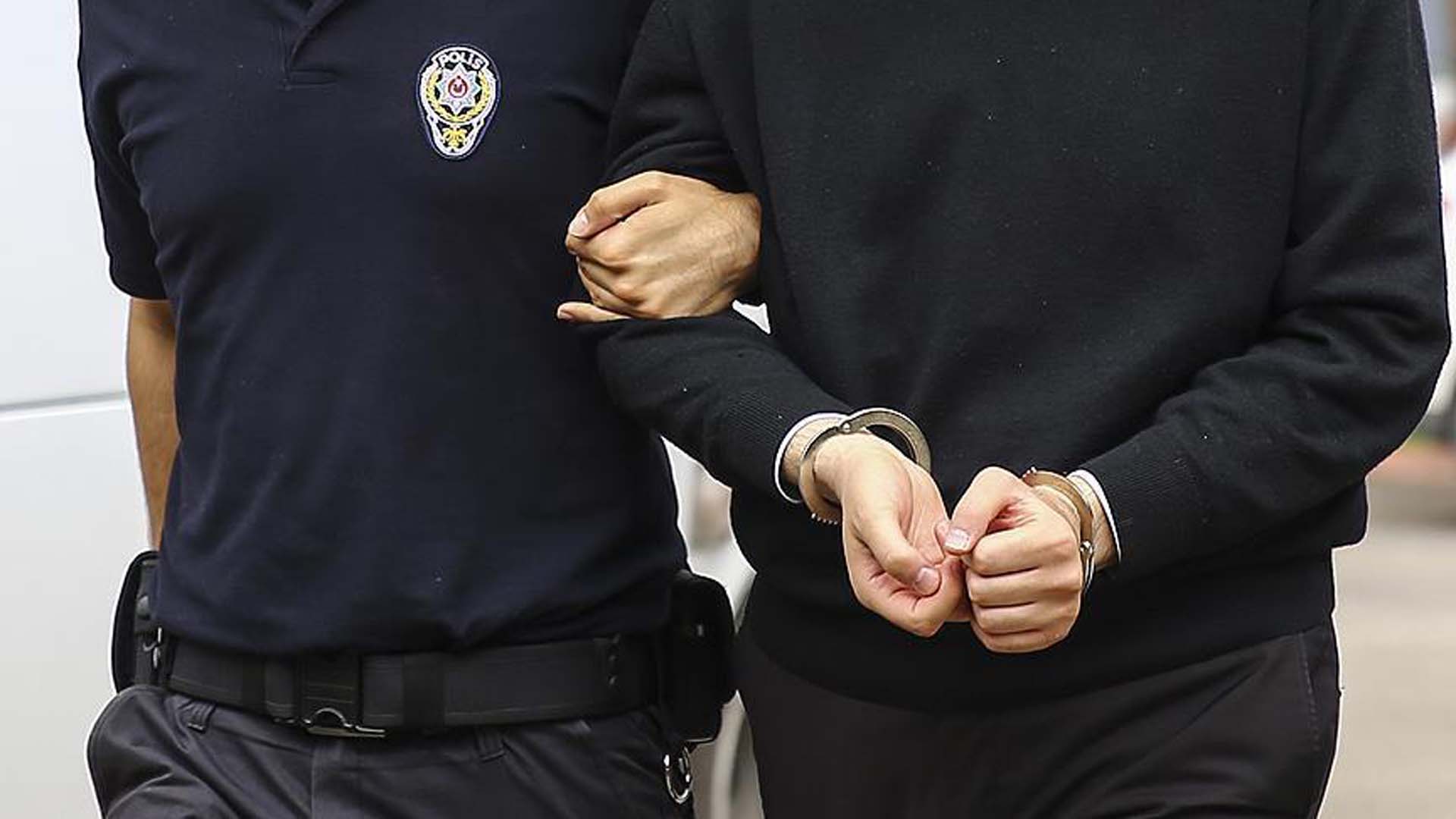 Uyuşturucudan tutuklanan kişilerin Ak Parti ve MHP'li isimlerin akrabası olduğu yazılmıştı! Yandaş medyanın bir yalan haberi daha elinde patladı!