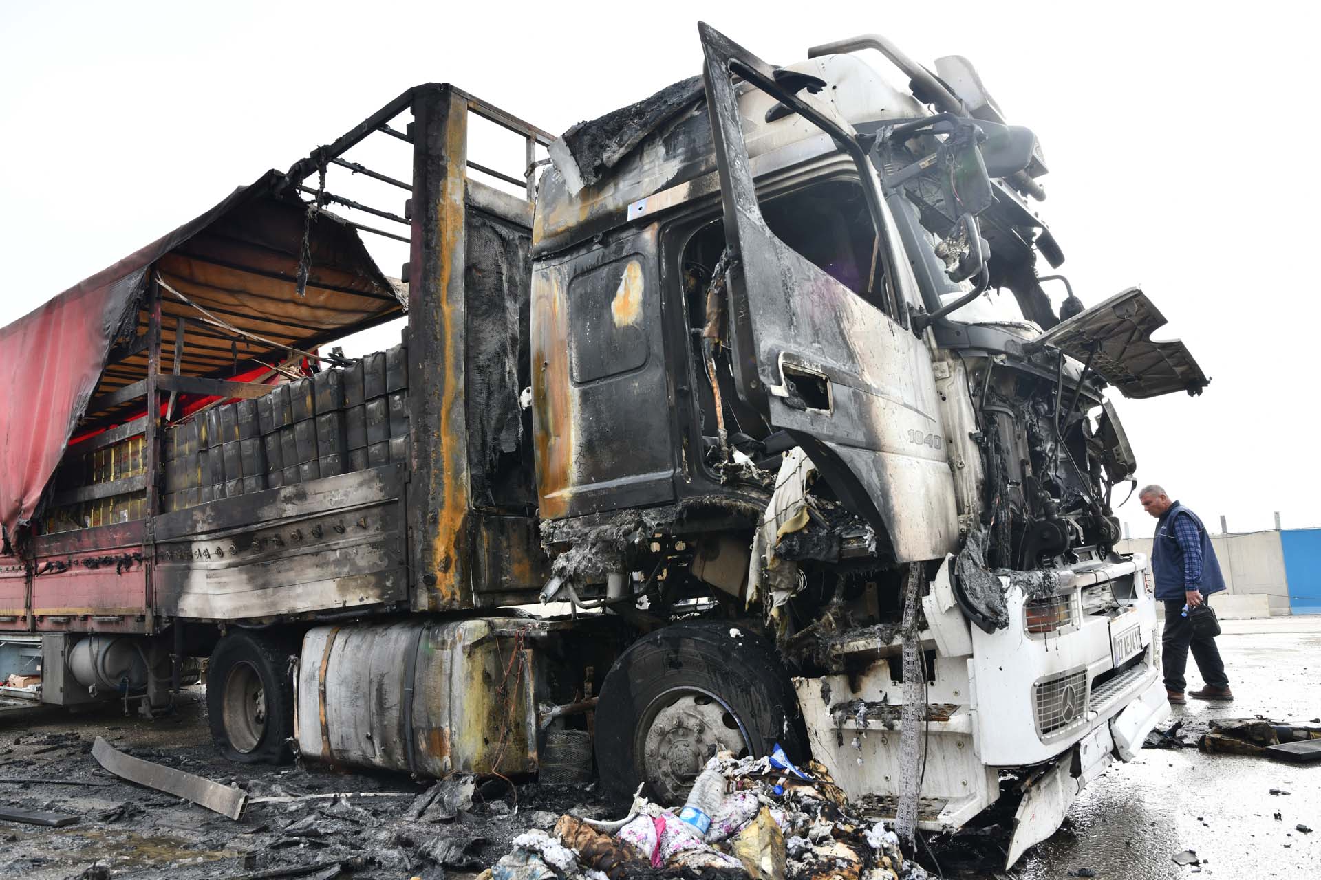 Son dakika | Gaziantep Karkamış'a roketli saldırı! İki bakan olay yerinde açıklama yaptı: Detaylar kahretti