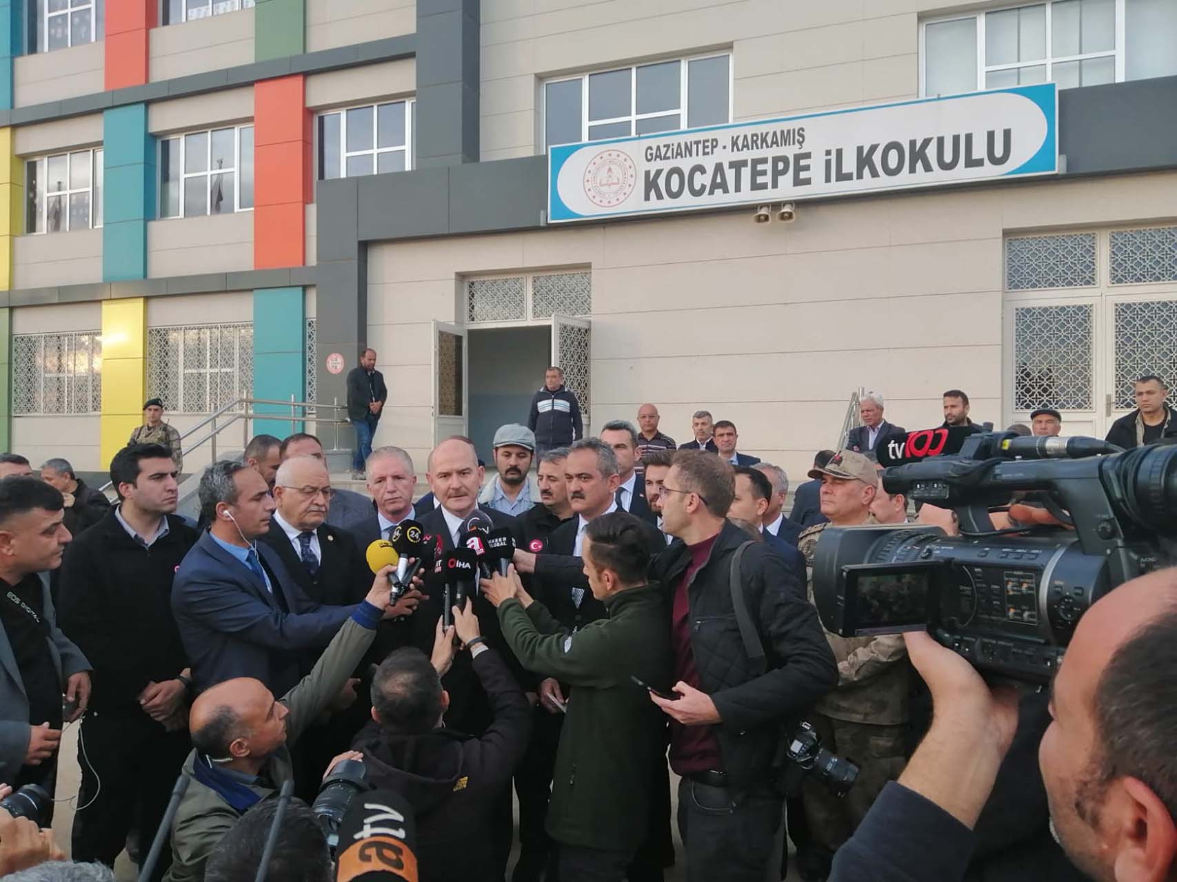 Son dakika | Gaziantep Karkamış'a roketli saldırı! İki bakan olay yerinde açıklama yaptı: Detaylar kahretti