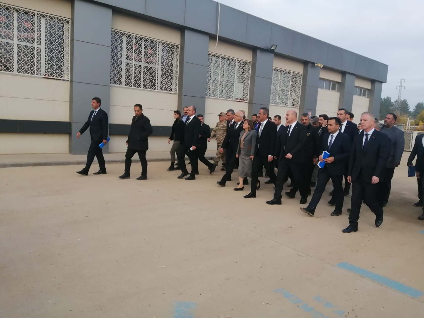 Son dakika | Gaziantep Karkamış'a roketli saldırı! İki bakan olay yerinde açıklama yaptı: Detaylar kahretti