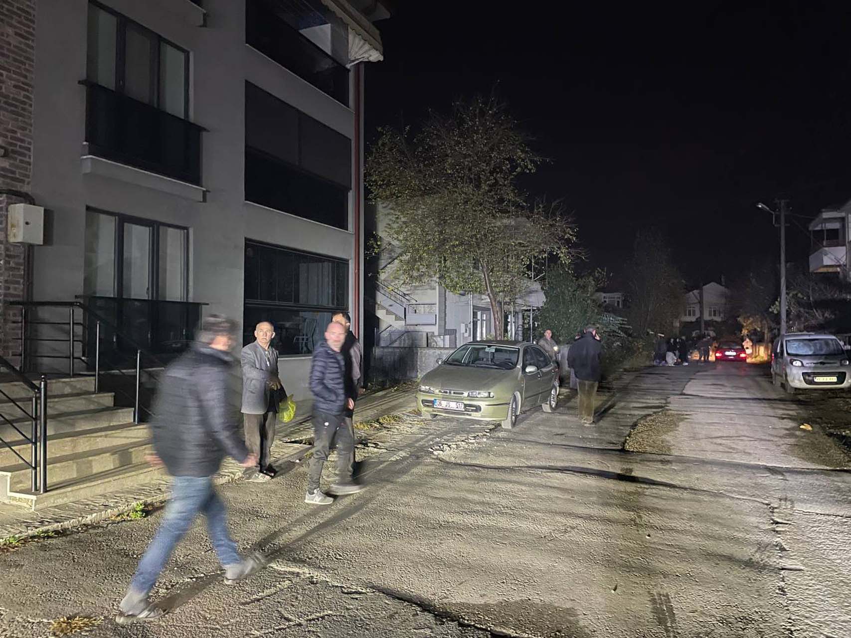 Prof. Dr. Naci Görür, Düzce Gölyaka'daki depremi değerlendirdi! Kırılmayan fay hattı için uyardı 