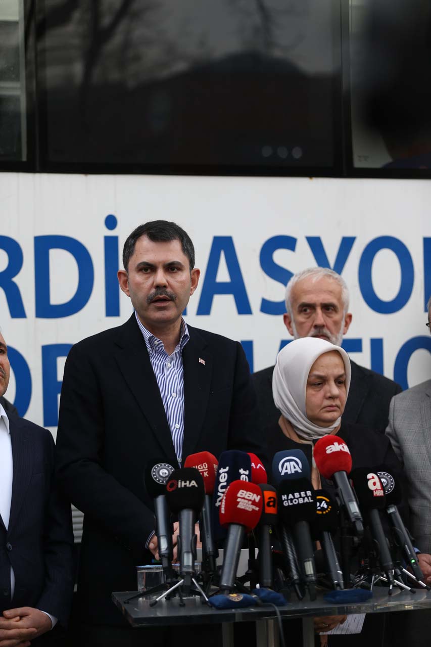 Bakan Kurum, Düzce depremindeki son durumu açıkladı! İşte kentteki son durum...