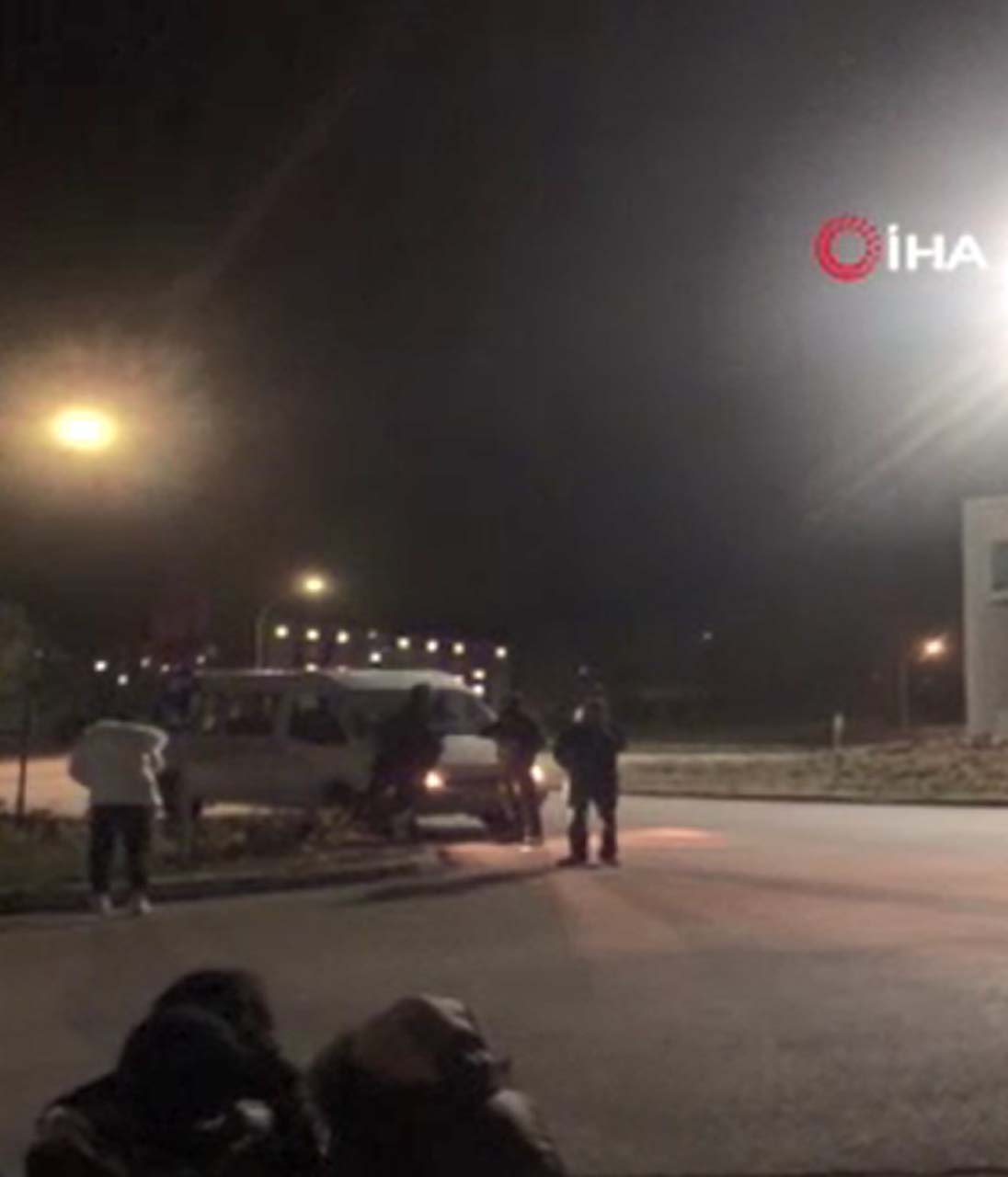 Düzce depremi Bolu'da da hissedildi! Vatandaşlar kendini sokağa attı, Vali Kılıç son durumu açıkladı 