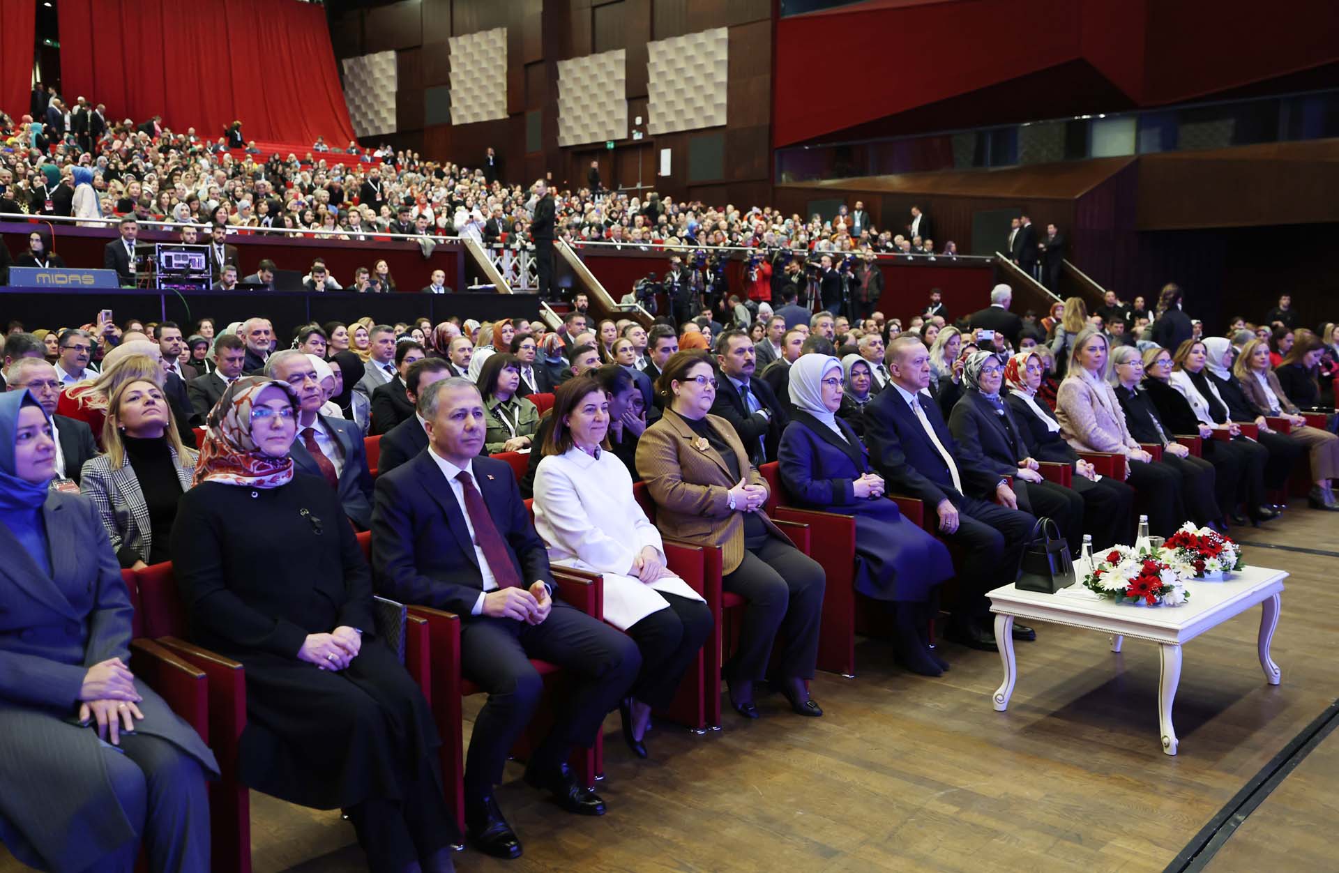 Cumhurbaşkanı Erdoğan, Kadına Yönelik Şiddete Karşı Uluslararası Mücadele Günü'nde konuştu