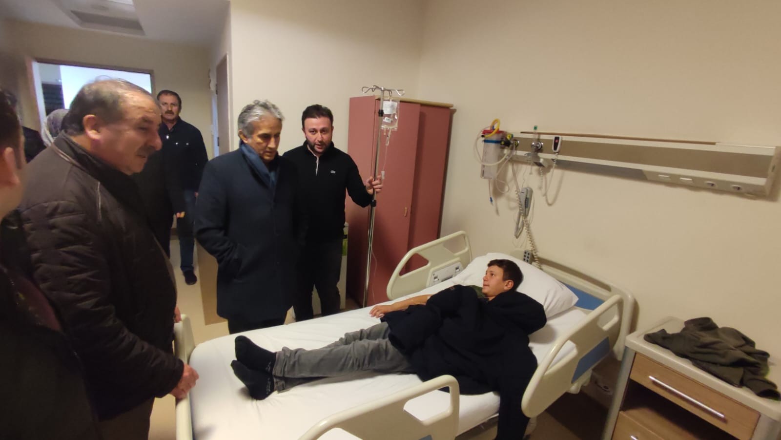 Yatılı okulda zehirlenme şüphesi! Gece rahatsızlanan 50 öğrenci...