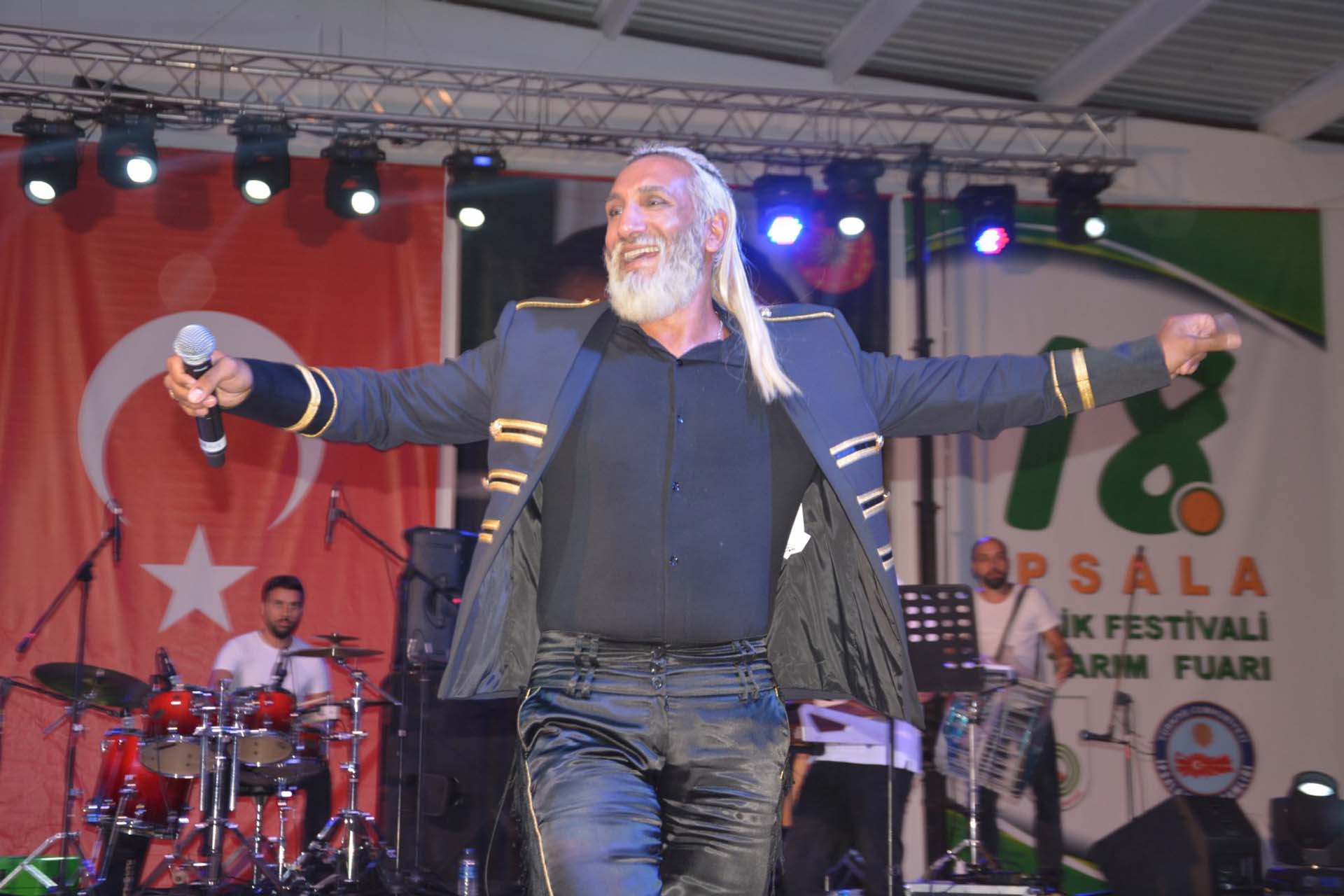 Tarık Mengüç kimdir? Nereli, kaç yaşındadır? Evli mi? Tarık Mengüç Biyografisi