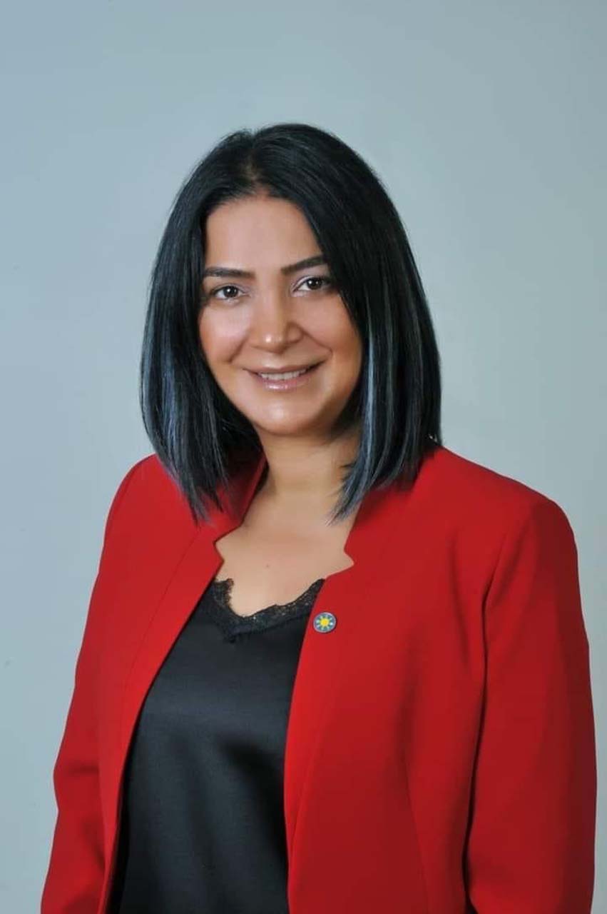 İYİ Parti'de kadına şiddet! Melek Güney isimli parti üyesi 15 kişilik grubun saldırısına uğradı 