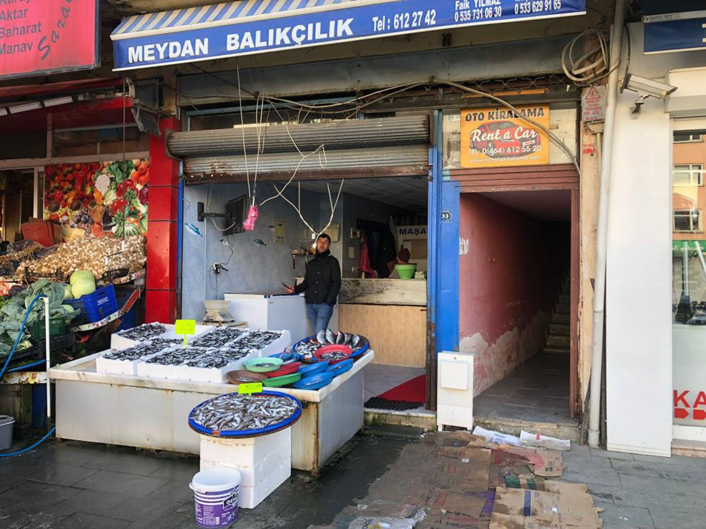 Balık sevenlerin yüzü güldü: Hamsinin fiyatı düştükçe düştü