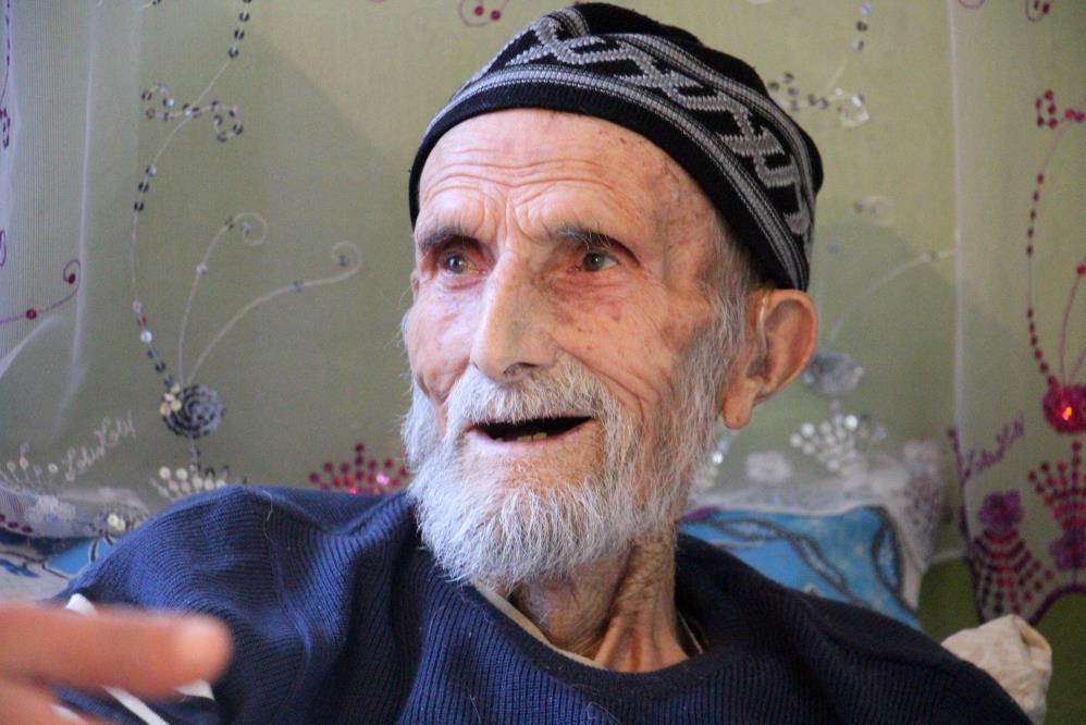 100'ü aşkın torunu vardı! 105 yaşındaki Bekir dededen acı haber