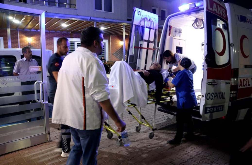 İstanbul'da Yerli Malı Haftası etkinliği zehir oldu! Çok sayıda öğrenci hastaneye kaldırıldı!