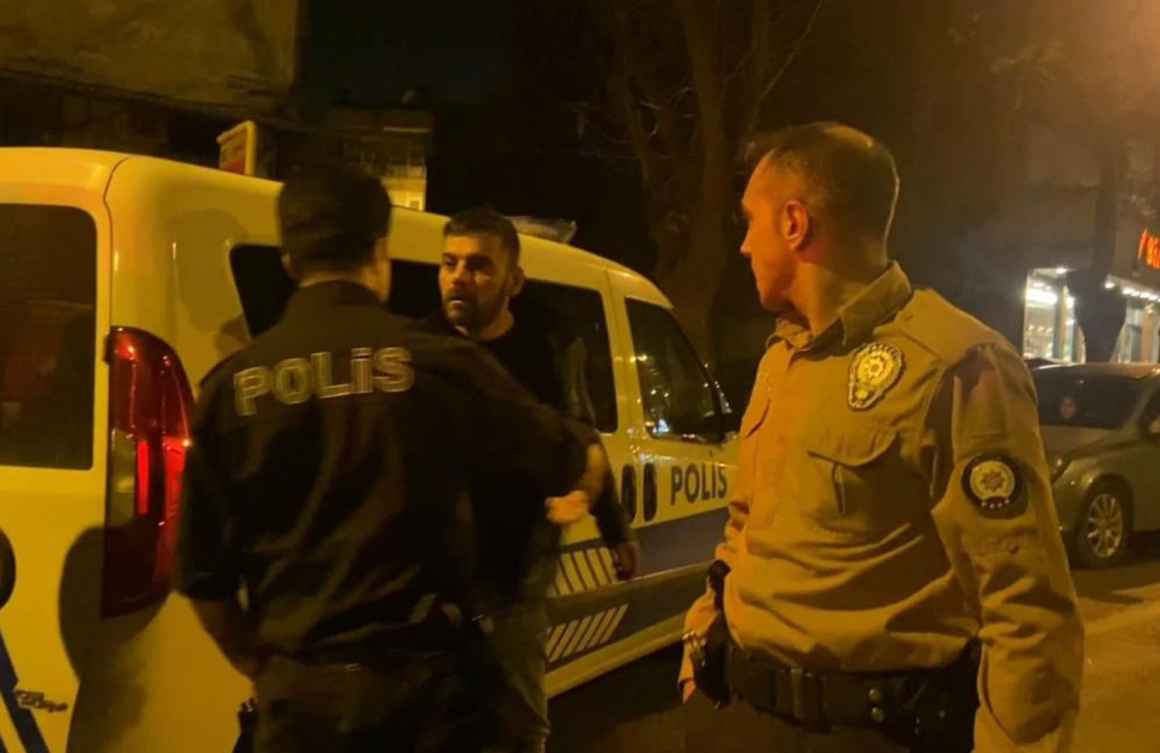 Bursa'da alkollü ve ehliyetsiz sürücü pes dedirtti: Kız arkadaşım var arabada niye uzatıyoruz