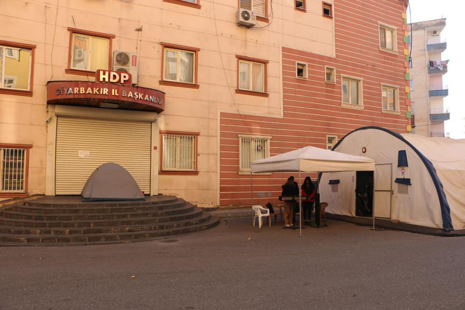 Evlat hasreti çeken babadan yürek yakan sözler: Ben oğlumu HDP ve PKK’dan istiyorum