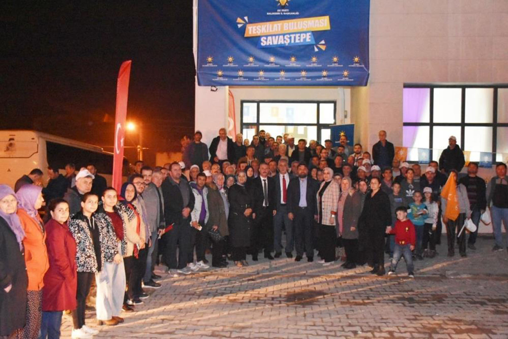 AK Parti İl Başkanı: Altılı masa boş hayaller peşinde koşuyor