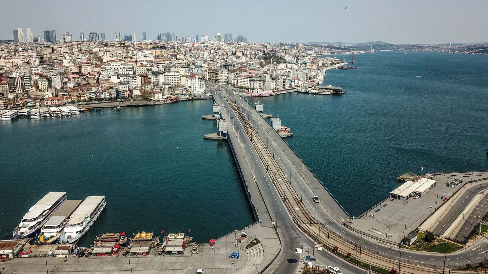 İstanbullular dikkat! Galata ve Atatürk Köprüsü o saatlerde yaya ve araç trafiğine kapanacak 