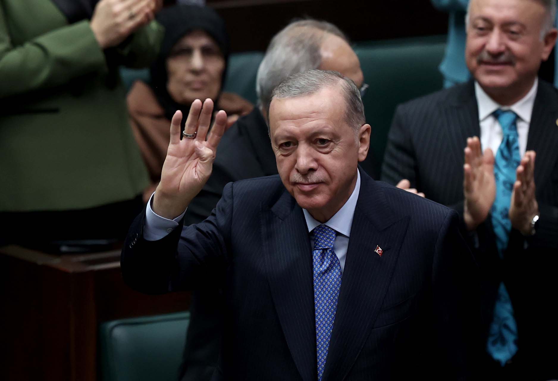 Cumhurbaşkanı Erdoğan, AK Parti Grup Toplantısı'nda konuştu! Asgari ücreti yarına açıklayıp yoluna koyacağız