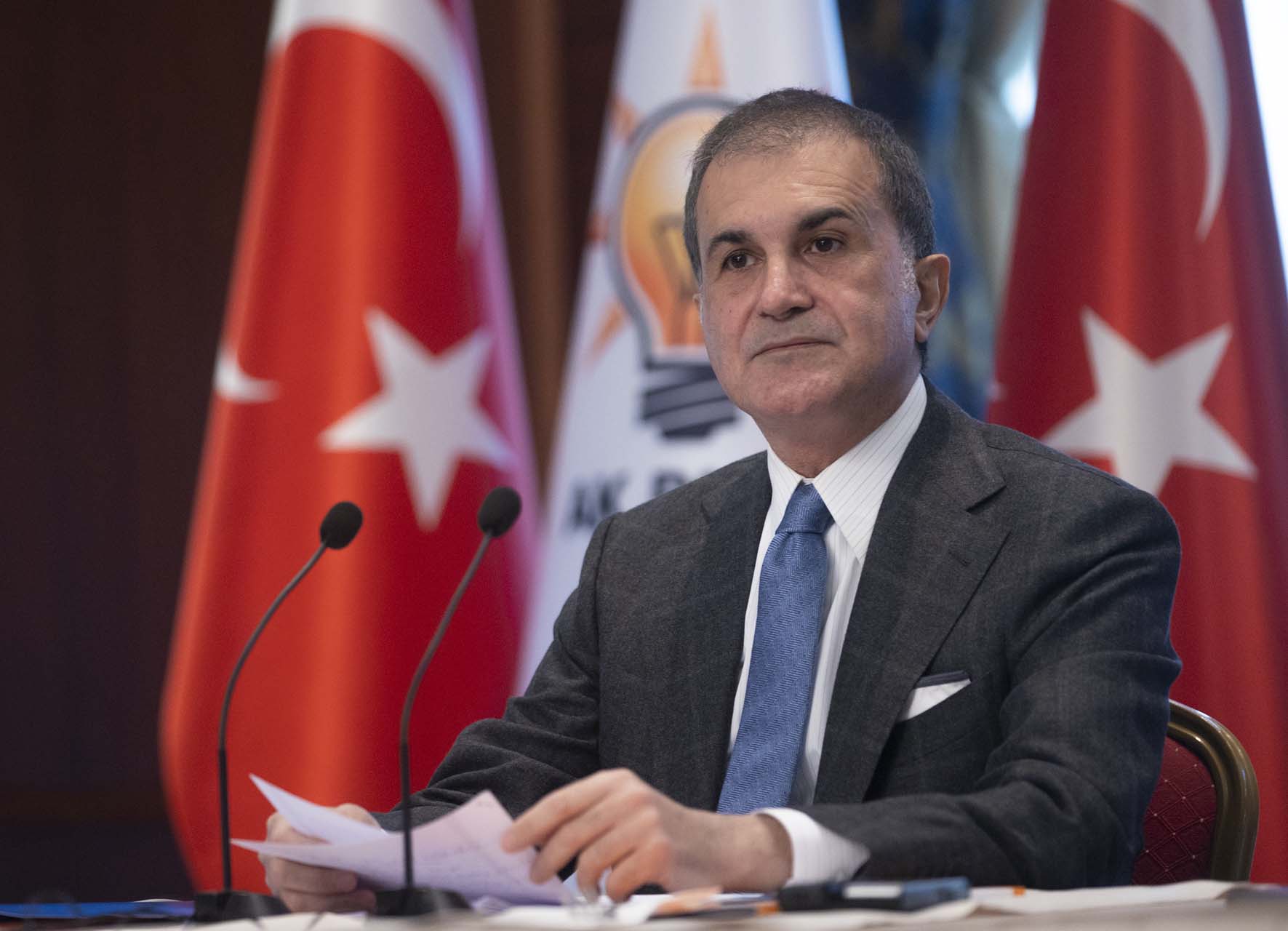 AK Parti Sözcüsü Ömer Çelik, Paris'teki olayları değerlendirdi: Terör örgütlerini besleyenler eninde sonunda yüzleşecekler