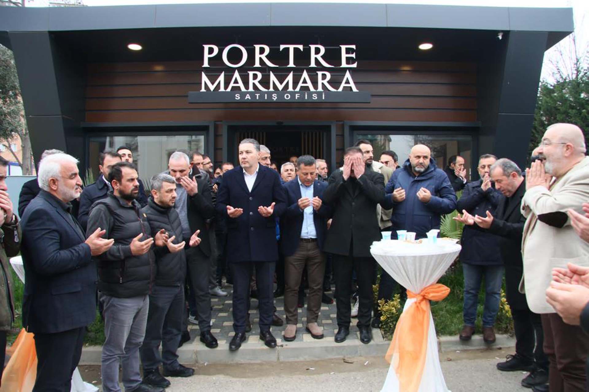 Pendik'e konforlu yaşam alanı! Portre Marmara Projesi'nin temeli atıldı