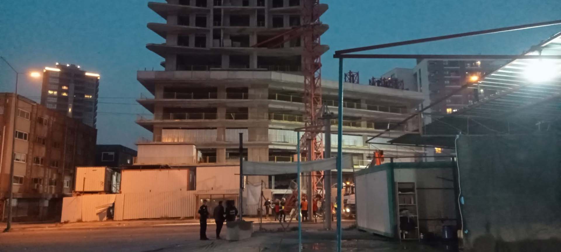Son dakika! İzmir'de otel inşaatında kaza! Çok sayıda ölü ve yaralılar var
