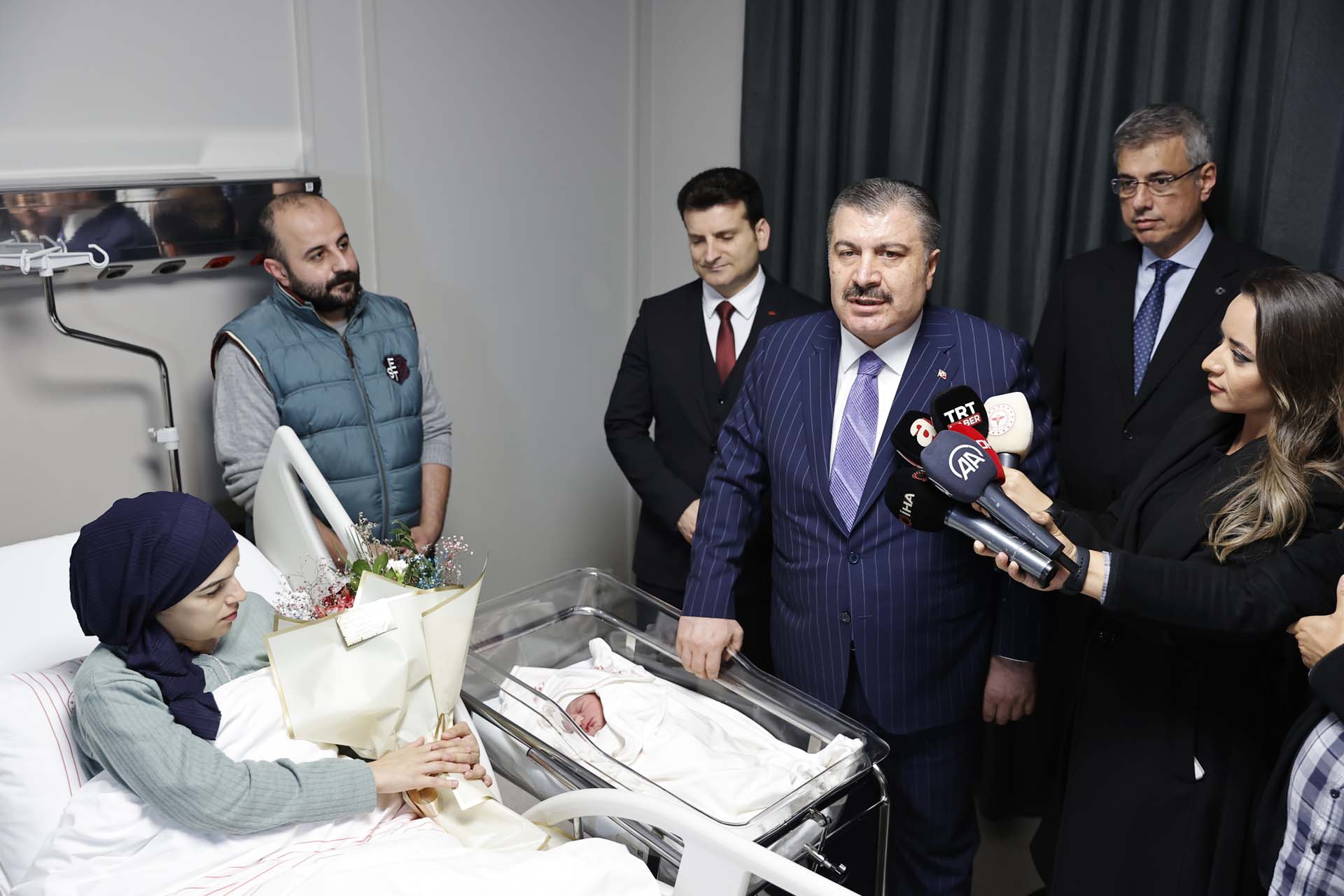 Çam ve Sakura Şehir Hastanesini gören gurbetçi Bakan Koca'ya teşekkür etti: "On numara hospital" 