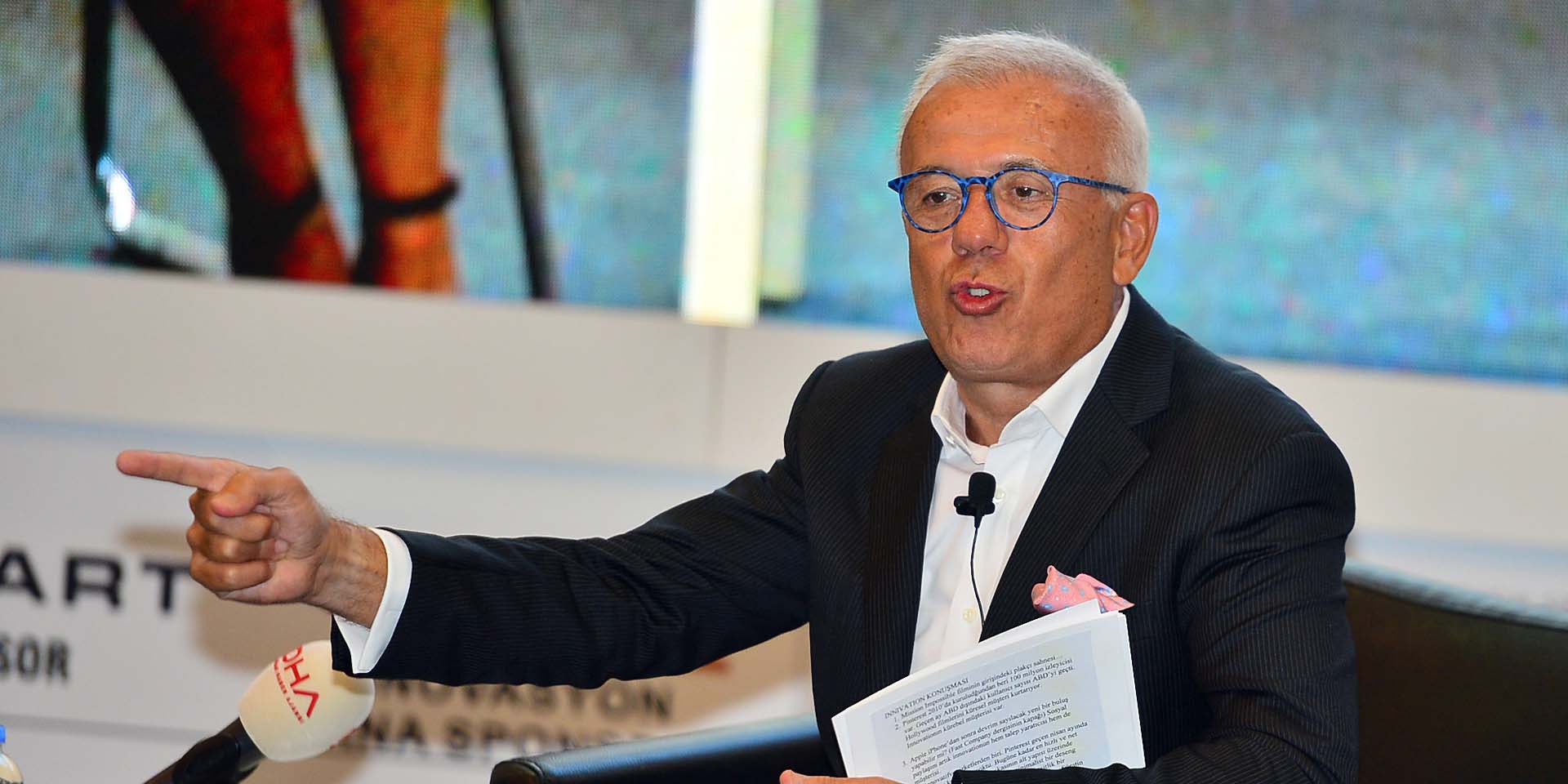 Ertuğrul Özkök, Cumhurbaşkanı Erdoğan'a övgüler dizdi: Bütün dünyanın kafasına 'Türkiye büyük devlettir’ imajını yerleştirdi