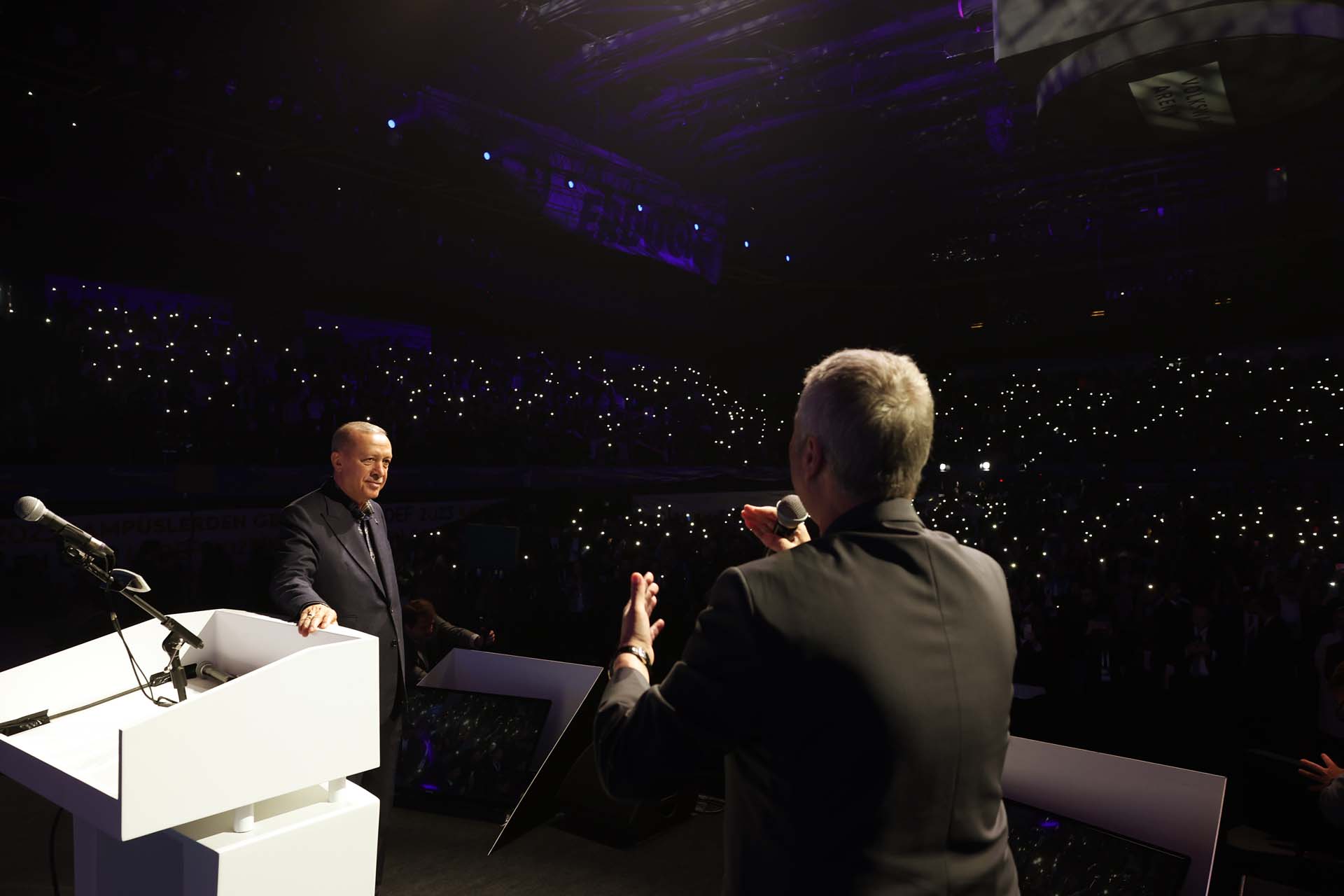 Son dakika | Cumhurbaşkanı Erdoğan, ÜniAK FEST Programı'nda konuştu: Gençlerimizle aramıza kimsenin girmesine izin vermeyeceğiz