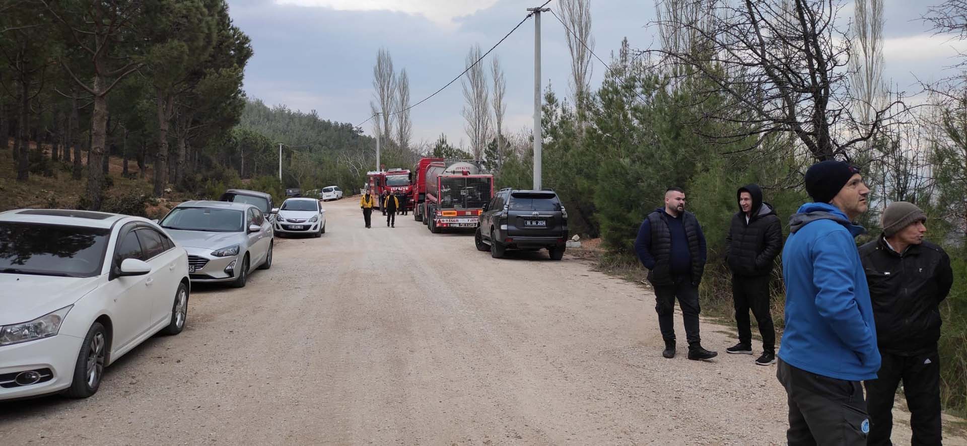 Denizli'nin Merkezefendi ilçesinde orman yangını! Ekipler canla başla müdahale ediyor
