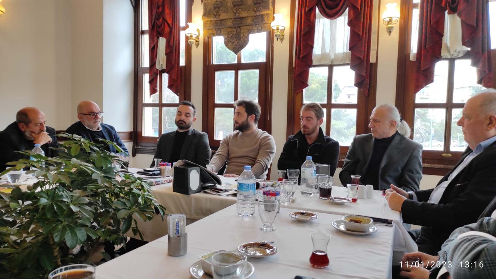 Pendikspor Başkanı Murat Türkyılmaz, basın mensuplarıyla buluştu: Hedefimiz Pendikspor'u bu ligde kalıcı kılmak