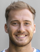 Simon Pirklboyu ve yaşı kaç