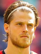 Mathias Jensenboyu ve yaşı kaç