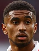 Reiss Nelsonboyu ve yaşı kaç