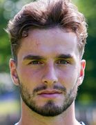 Adrian Malachowskiboyu ve yaşı kaç