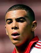 Che Adamsboyu ve yaşı kaç