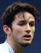 Lewis Travisboyu ve yaşı kaç