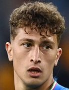 Salvatore Espositoboyu ve yaşı kaç