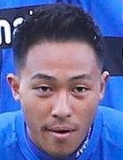 Leo Takaeboyu ve yaşı kaç