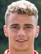 Alexandro Cavagneraboyu ve yaşı kaç