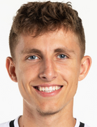 Jesper Lindstromboyu ve yaşı kaç