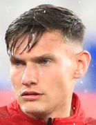 Taylor Gardner Hickmanboyu ve yaşı kaç