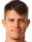 Adam Hlozekboyu ve yaşı kaç