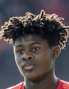 Tochi Chukwuaniboyu ve yaşı kaç