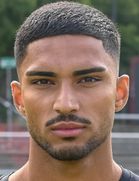 Simon Stehleboyu ve yaşı kaç