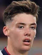 Aaron Hickeyboyu ve yaşı kaç