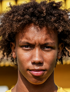 Enzo Limaboyu ve yaşı kaç