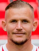 Jonathan Schmidboyu ve yaşı kaç