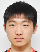 Yong Hak Kimboyu ve yaşı kaç