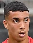 Aymen Boutoutaouboyu ve yaşı kaç